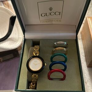 Gucci link watch with different color pegs